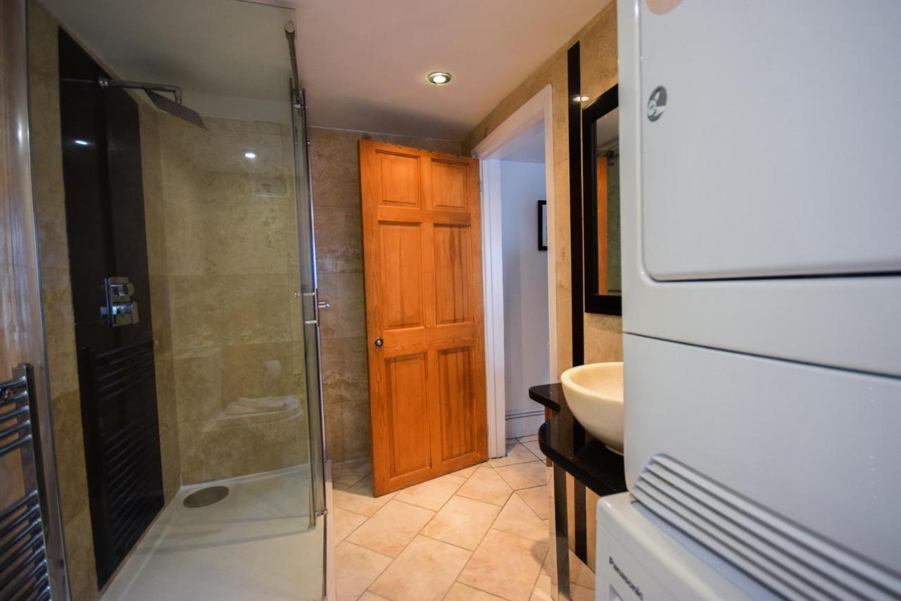 London Collection - Old Compton Soho Apartment Bagian luar foto